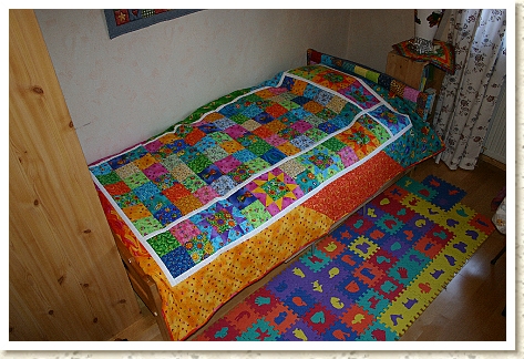 Stars and Squares - Kunterbunte Kinderdecke